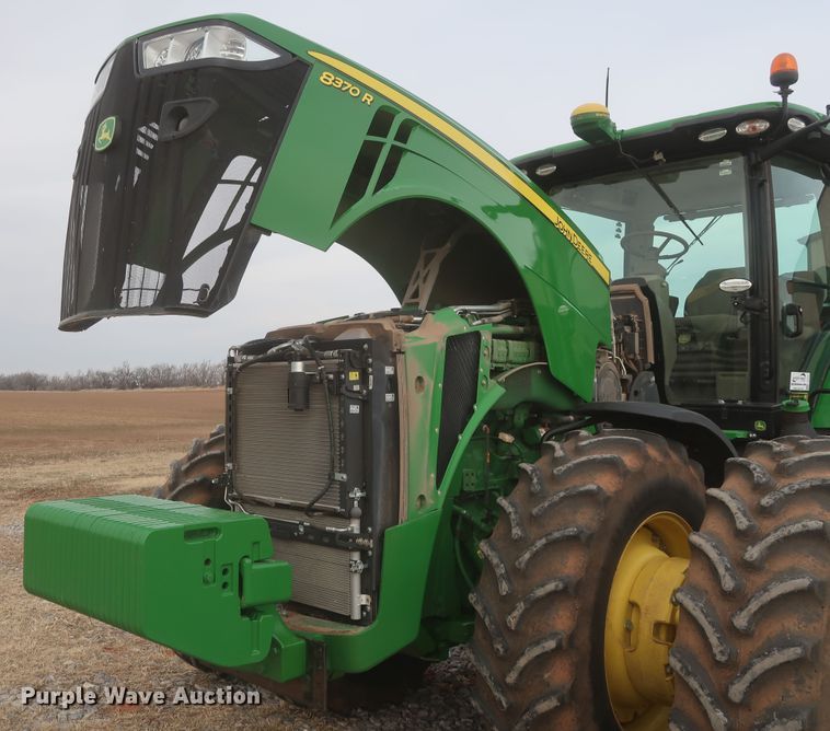 image for item DJ2311 2015 John Deere 8370R  MFWD tractor