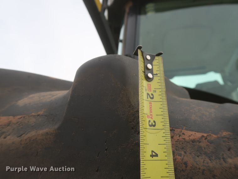 image for item DJ2311 2015 John Deere 8370R  MFWD tractor