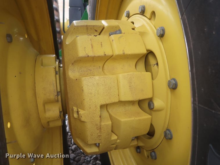 image for item DJ2311 2015 John Deere 8370R  MFWD tractor