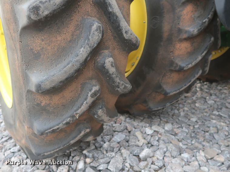 image for item DJ2311 2015 John Deere 8370R  MFWD tractor