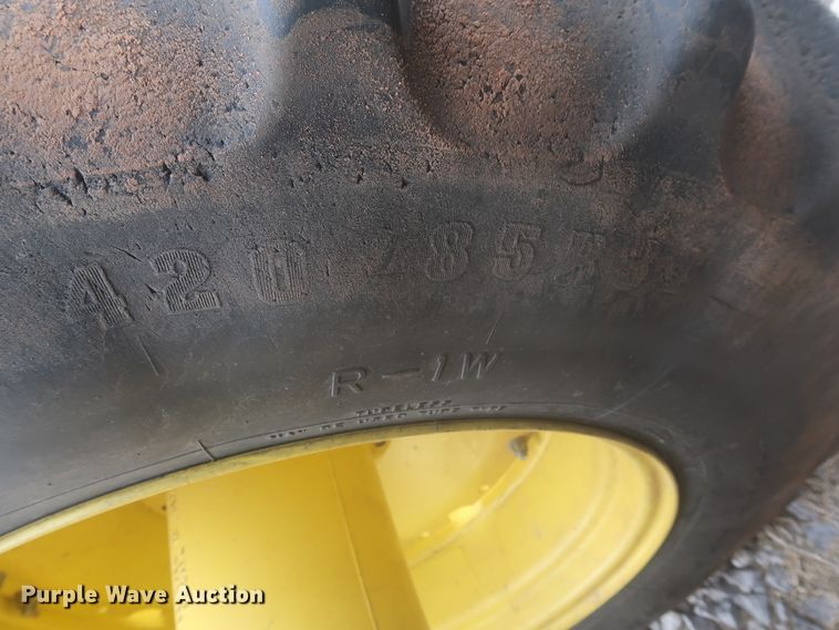 image for item DJ2311 2015 John Deere 8370R  MFWD tractor