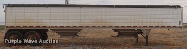 image for item DJ2314 2010 Wilson DWH-500 Pace Setter grain trailer