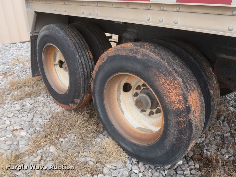 image for item DJ2314 2010 Wilson DWH-500 Pace Setter grain trailer