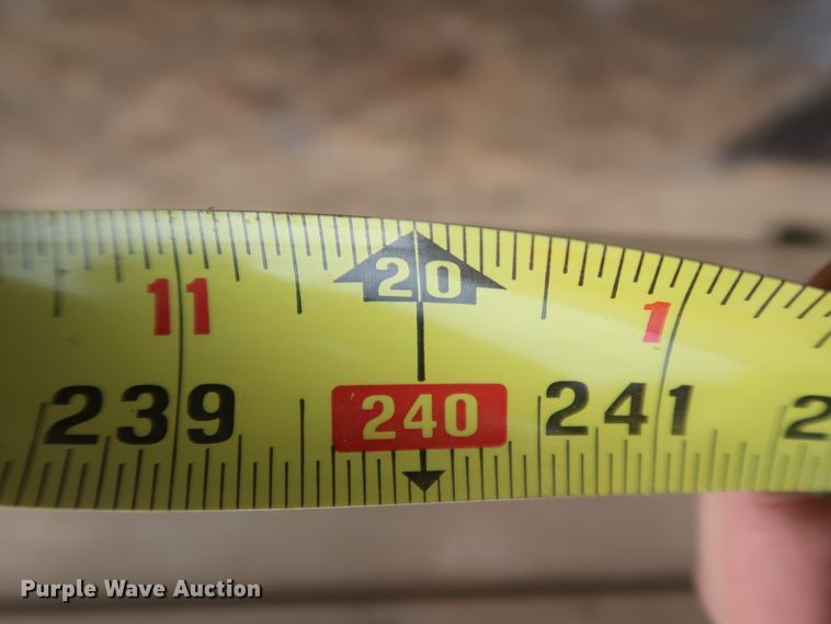 image for item DJ2314 2010 Wilson DWH-500 Pace Setter grain trailer