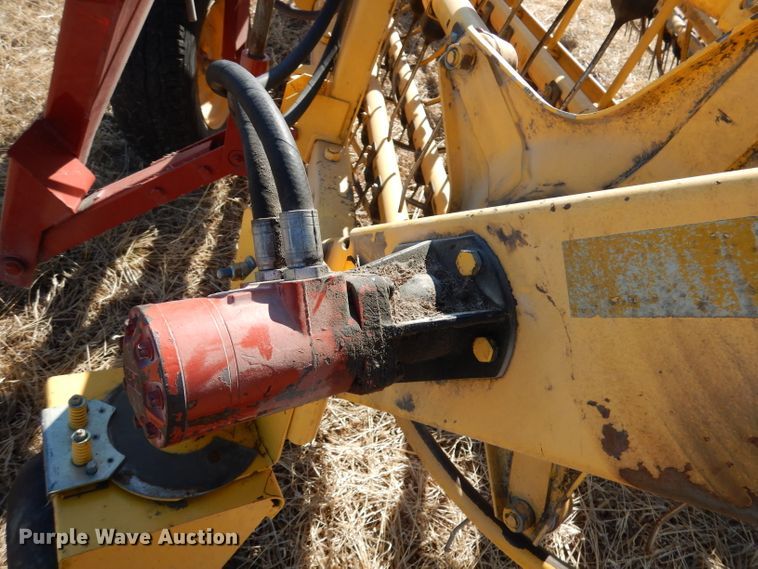 image for item DJ2900 New Holland 216 hay rake