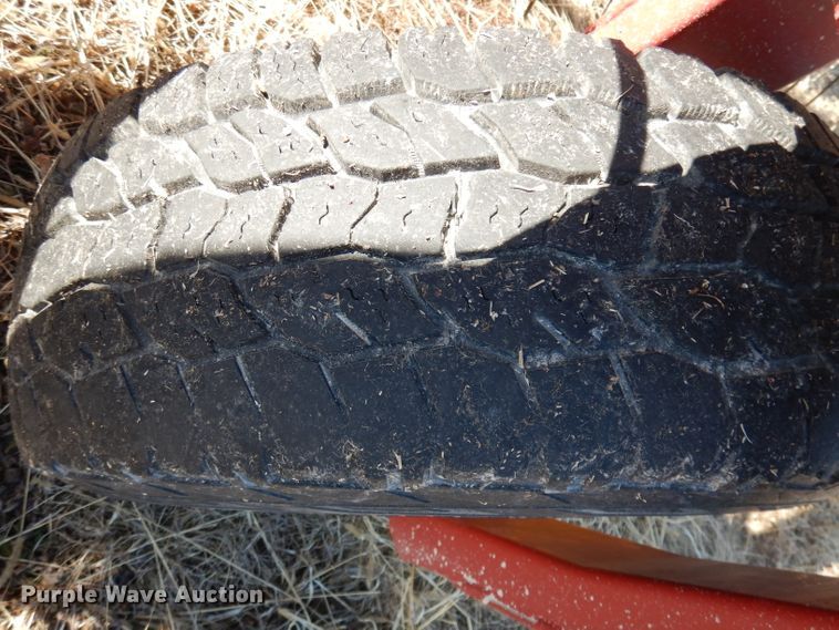 image for item DJ2900 New Holland 216 hay rake