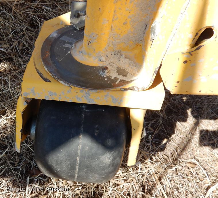 image for item DJ2900 New Holland 216 hay rake