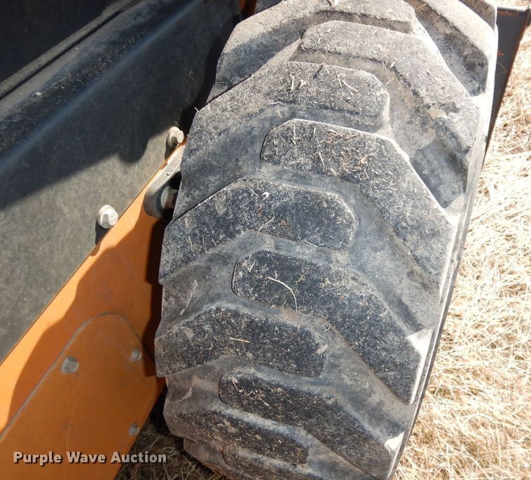 image for item DJ2901 2011 Case SR220  skid steer loader