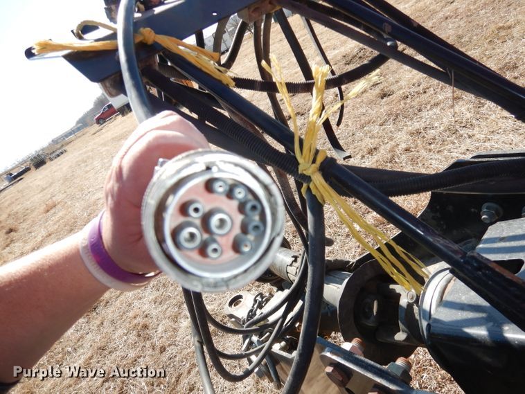 image for item DJ2902 2011 New Holland BB9060  4SS large square baler