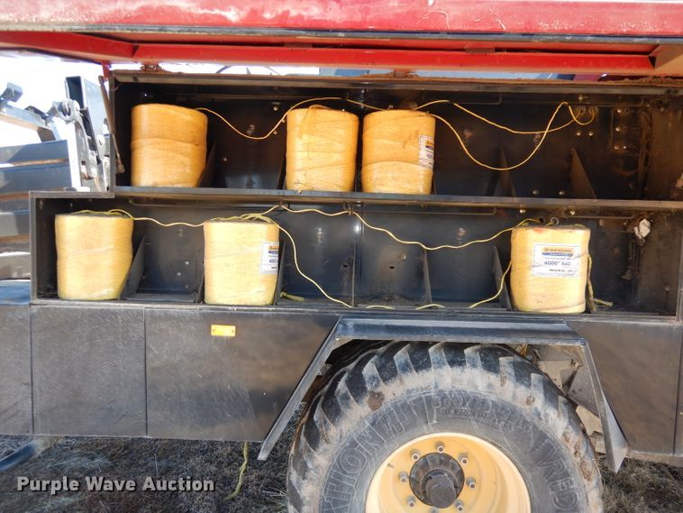 image for item DJ2902 2011 New Holland BB9060  4SS large square baler