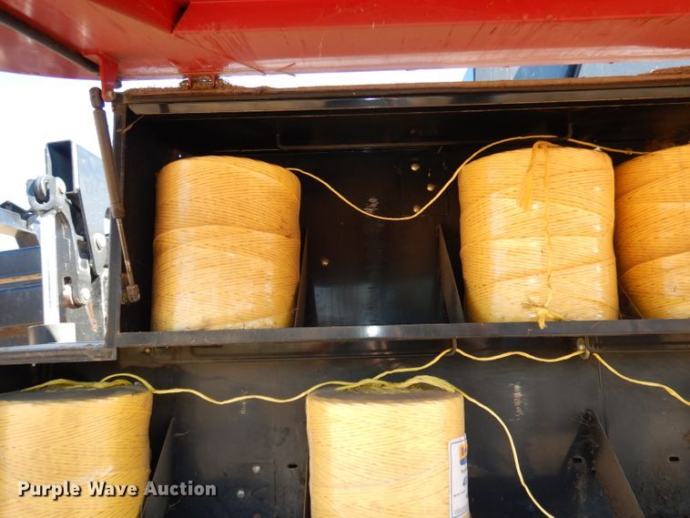 image for item DJ2902 2011 New Holland BB9060  4SS large square baler