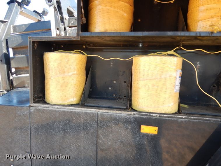 image for item DJ2902 2011 New Holland BB9060  4SS large square baler