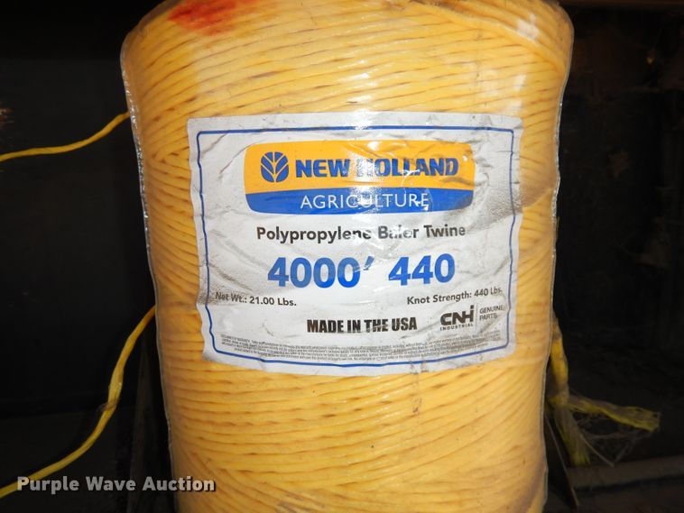 image for item DJ2902 2011 New Holland BB9060  4SS large square baler