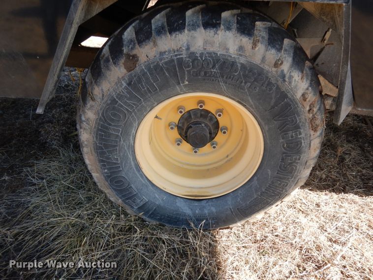 image for item DJ2902 2011 New Holland BB9060  4SS large square baler