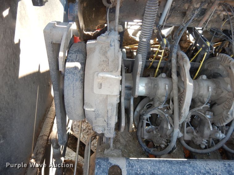 image for item DJ2902 2011 New Holland BB9060  4SS large square baler