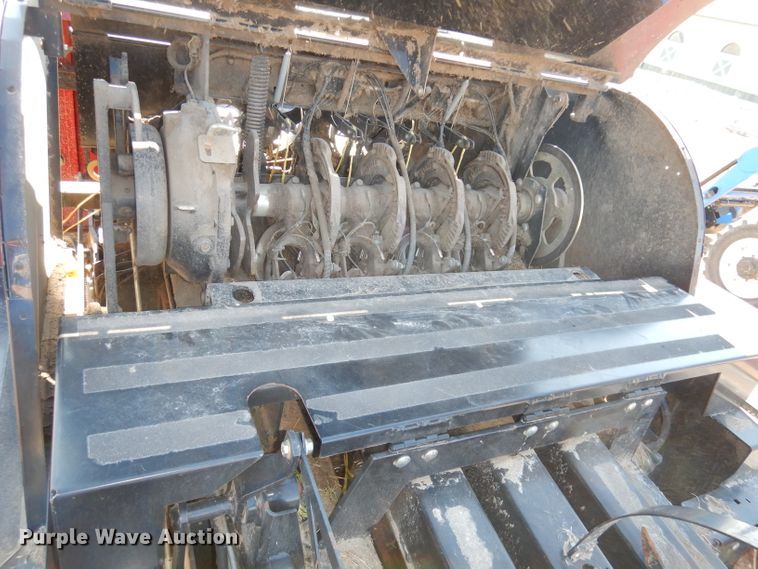 image for item DJ2902 2011 New Holland BB9060  4SS large square baler