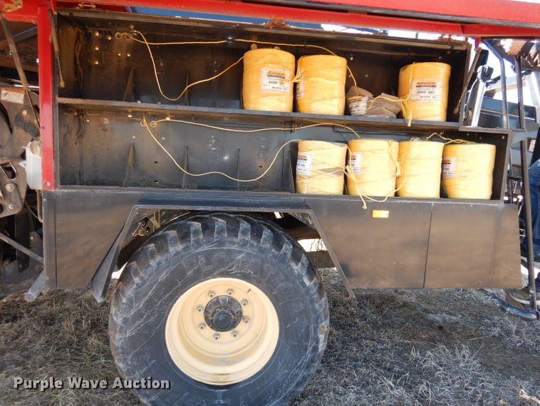 image for item DJ2902 2011 New Holland BB9060  4SS large square baler