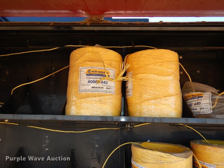 image for item DJ2902 2011 New Holland BB9060  4SS large square baler