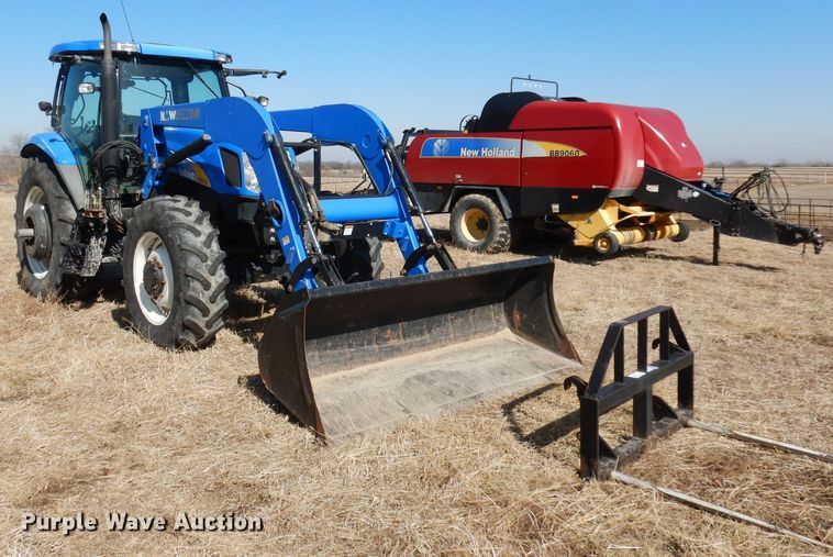 image for item DJ2903 2008 New Holland T6070  MFWD tractor