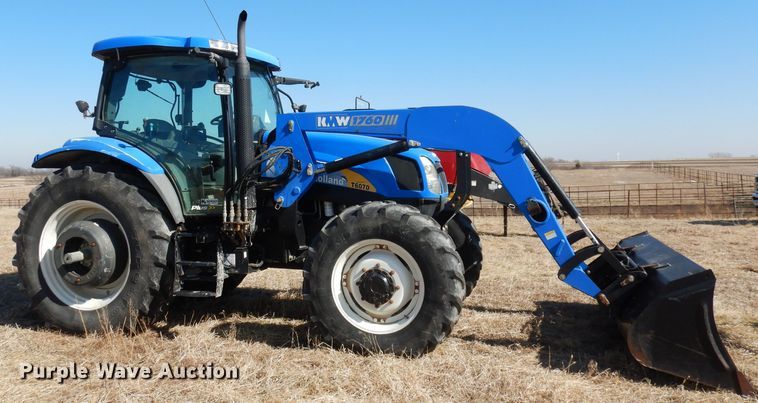 image for item DJ2903 2008 New Holland T6070  MFWD tractor
