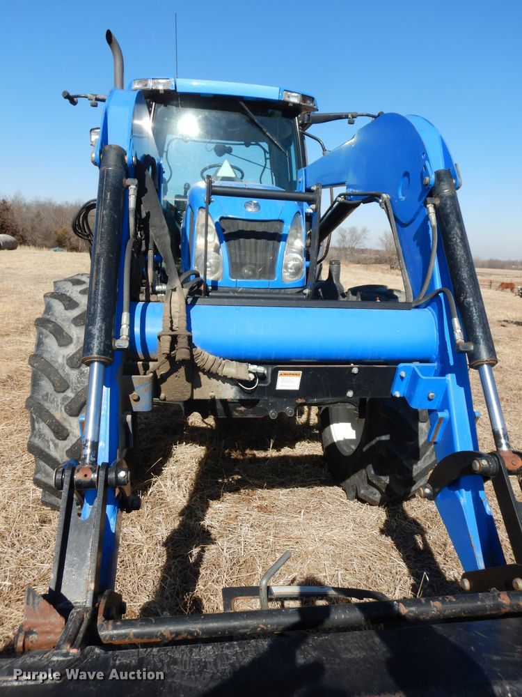 image for item DJ2903 2008 New Holland T6070  MFWD tractor