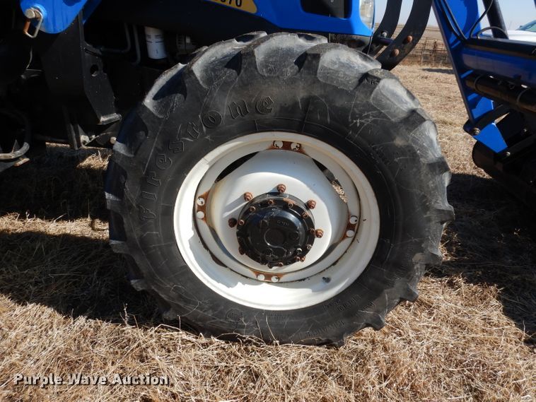 image for item DJ2903 2008 New Holland T6070  MFWD tractor