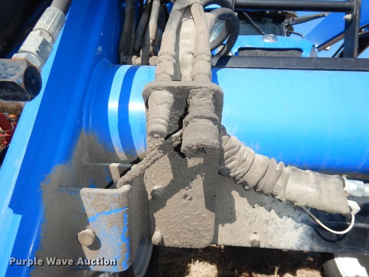 image for item DJ2903 2008 New Holland T6070  MFWD tractor