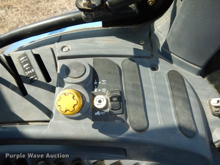 image for item DJ2903 2008 New Holland T6070  MFWD tractor