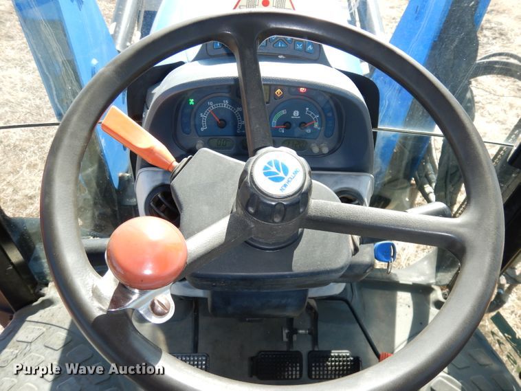 image for item DJ2903 2008 New Holland T6070  MFWD tractor