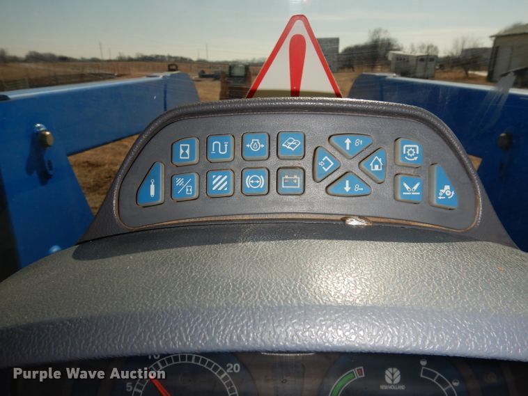 image for item DJ2903 2008 New Holland T6070  MFWD tractor