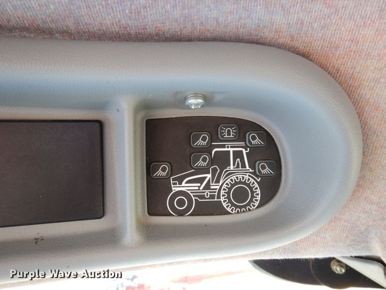 image for item DJ2903 2008 New Holland T6070  MFWD tractor