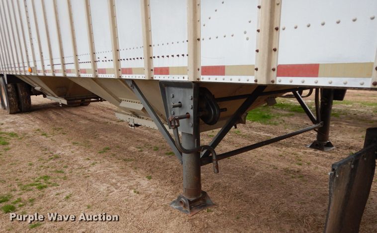 image for item DJ7294 1998 Merritt 43X96X80X2BX2AXGS grain trailer