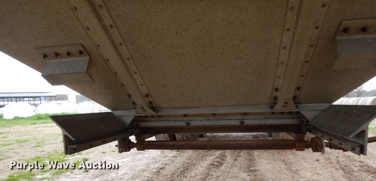 image for item DJ7294 1998 Merritt 43X96X80X2BX2AXGS grain trailer
