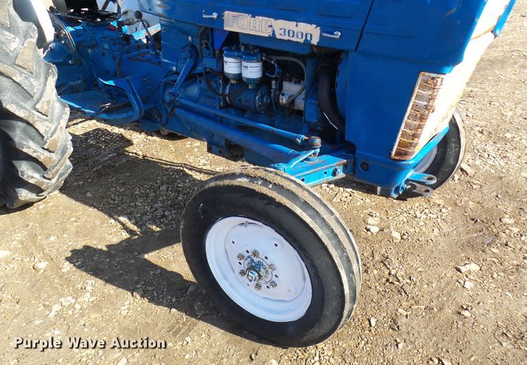image for item DL0763 Ford 3000  tractor