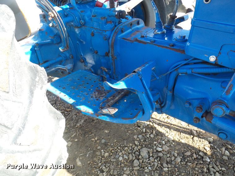 image for item DL0763 Ford 3000  tractor