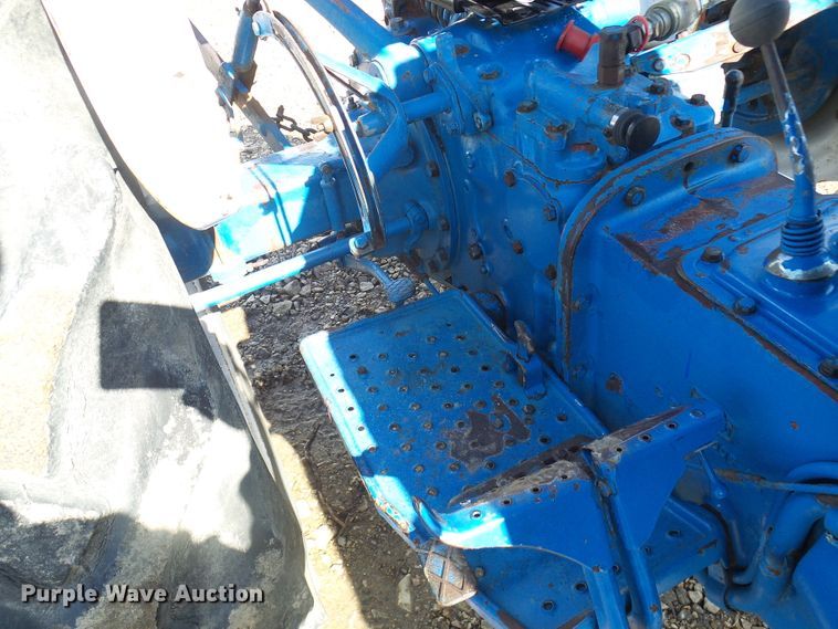 image for item DL0763 Ford 3000  tractor