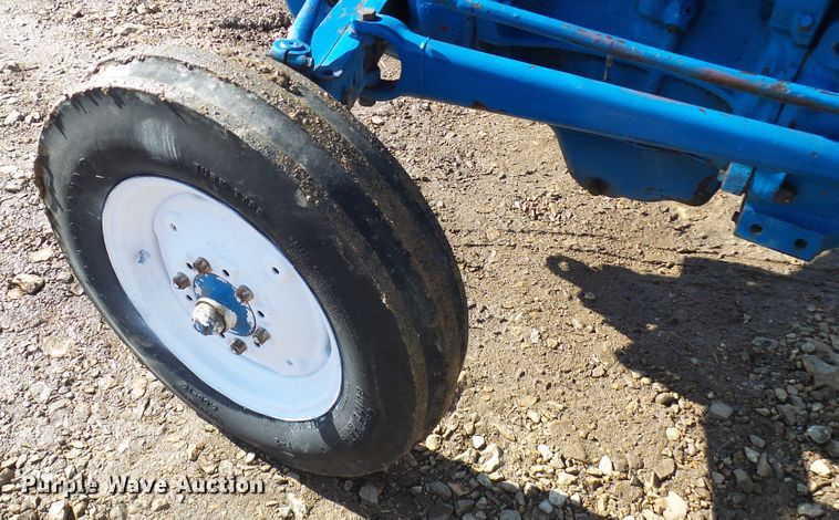 image for item DL0763 Ford 3000  tractor