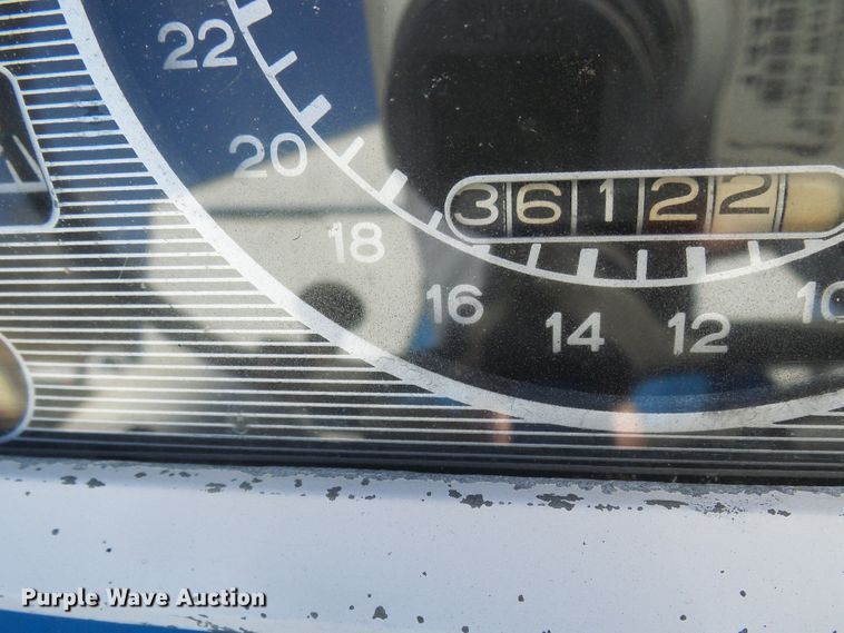 image for item DL0763 Ford 3000  tractor