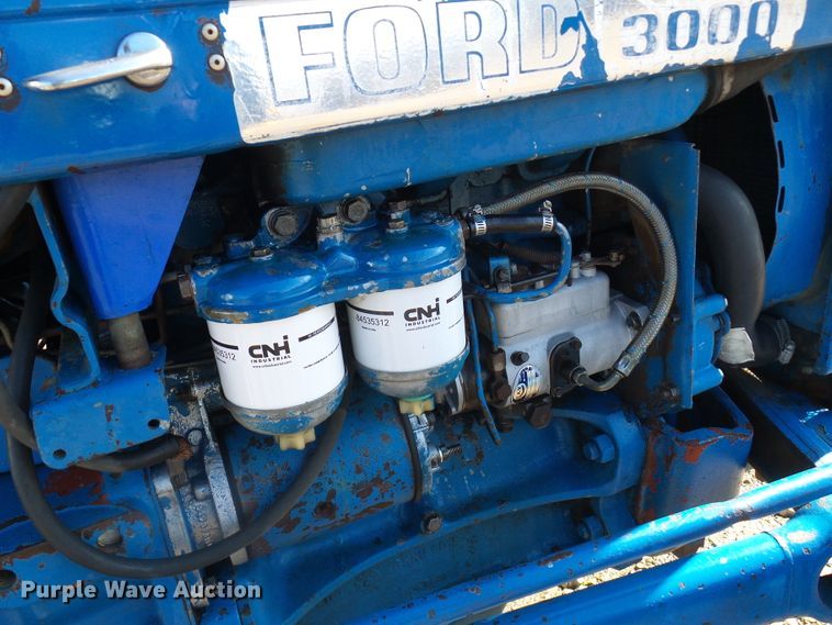 image for item DL0763 Ford 3000  tractor