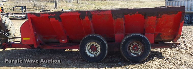 image for item DL0764 Gehl MS1312 Scavenger  manure spreader