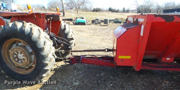 image for item DL0764 Gehl MS1312 Scavenger  manure spreader