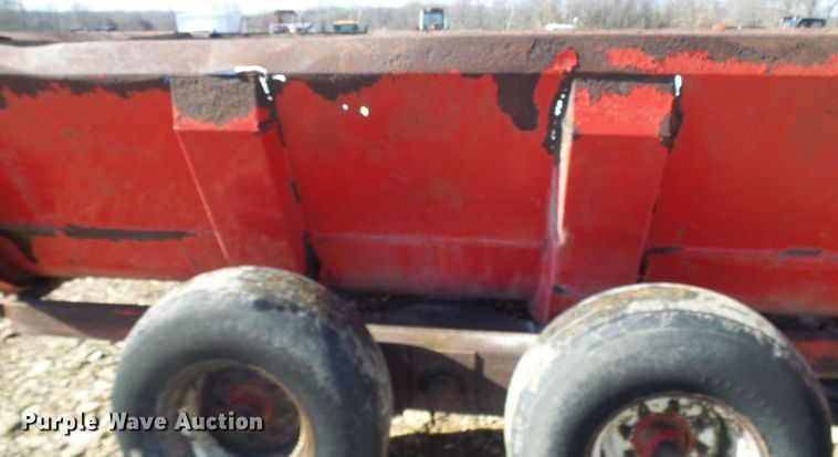 image for item DL0764 Gehl MS1312 Scavenger  manure spreader