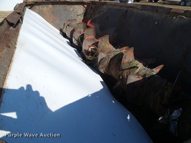 image for item DL0764 Gehl MS1312 Scavenger  manure spreader