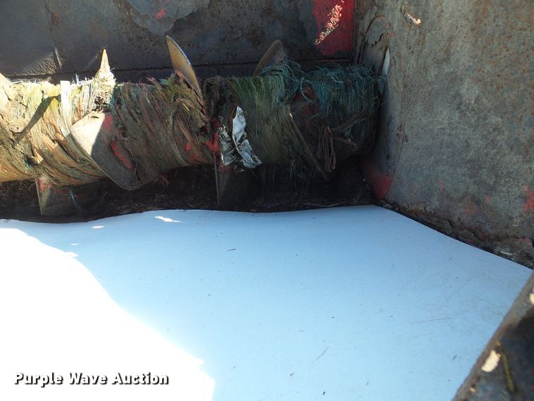 image for item DL0764 Gehl MS1312 Scavenger  manure spreader