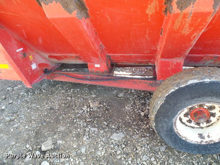 image for item DL0764 Gehl MS1312 Scavenger  manure spreader