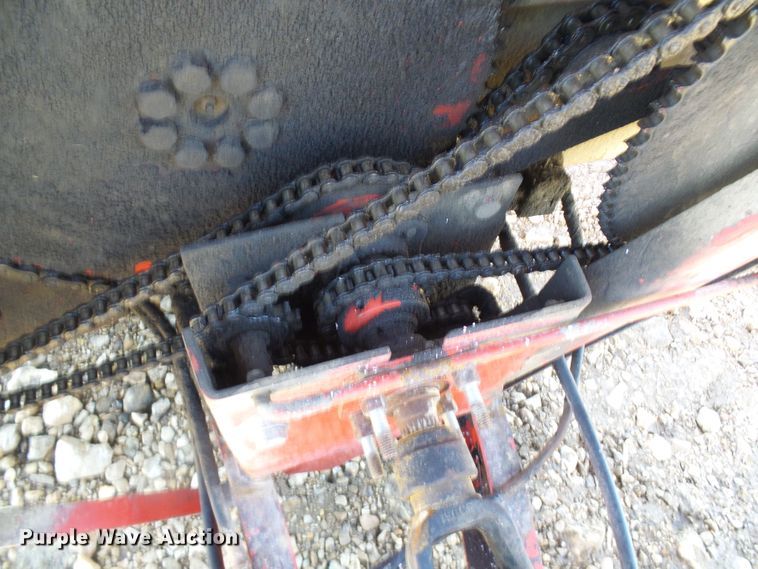 image for item DL0764 Gehl MS1312 Scavenger  manure spreader