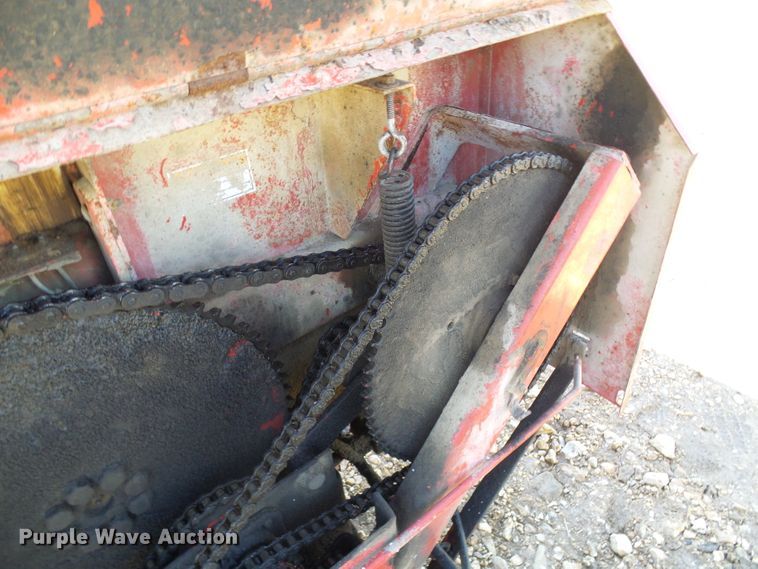 image for item DL0764 Gehl MS1312 Scavenger  manure spreader