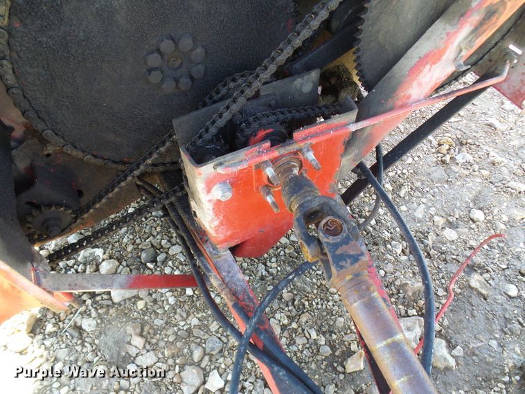 image for item DL0764 Gehl MS1312 Scavenger  manure spreader