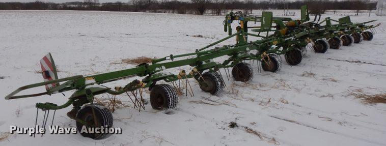 image for item DL2121 2007 Krone KW13.02/12T  hay rake