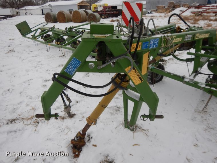 image for item DL2121 2007 Krone KW13.02/12T  hay rake